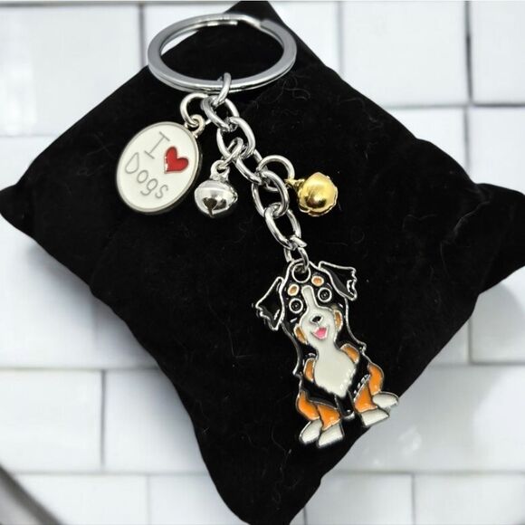 Border Collie 🐶 Love Dogs Bag Charm Key Ring Pet Mom Dad Gift Keyring Keychain - Picture 2 of 6